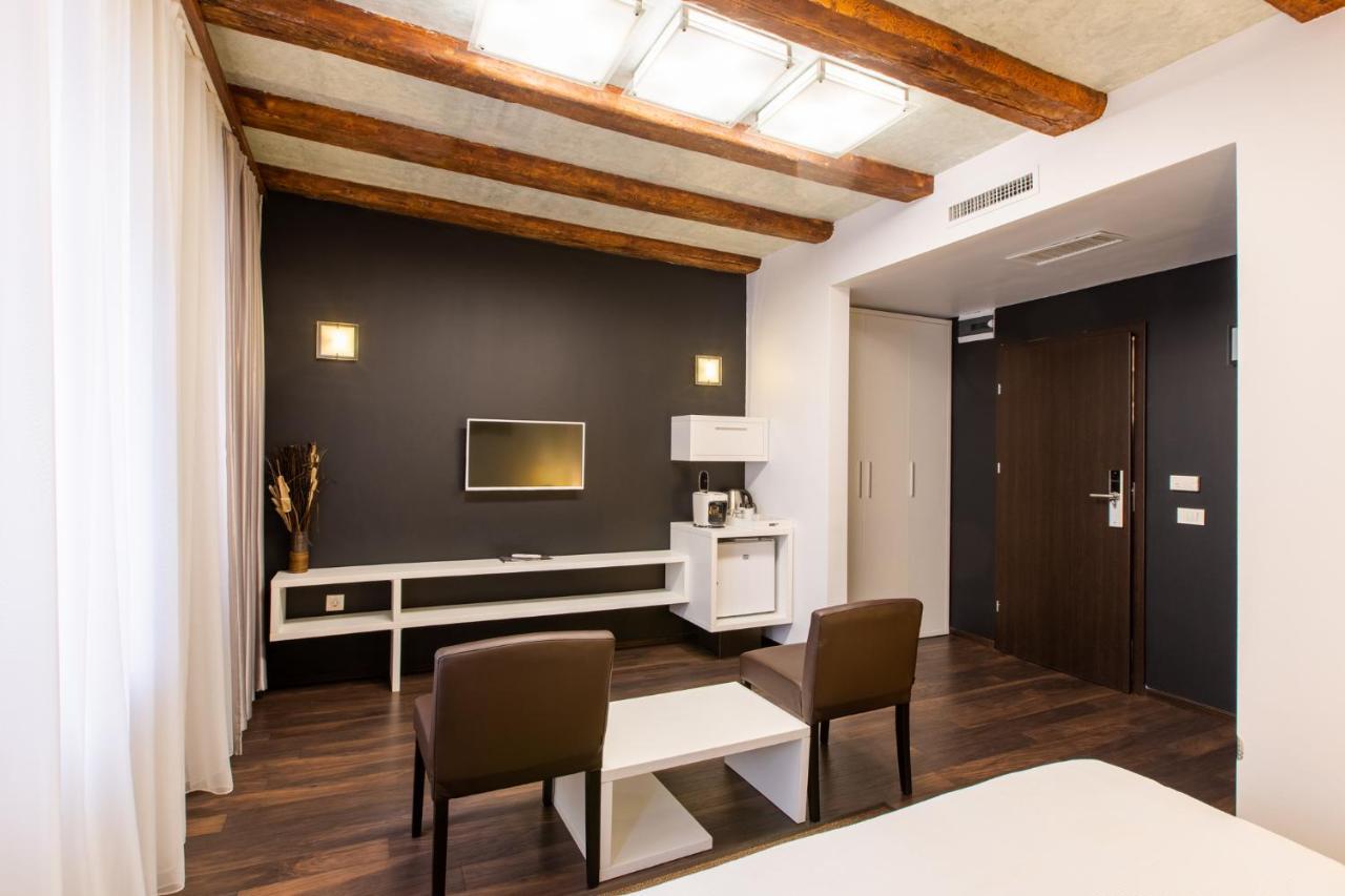 Vendi Grand Square Residence ซีบิว ภายนอก รูปภาพ